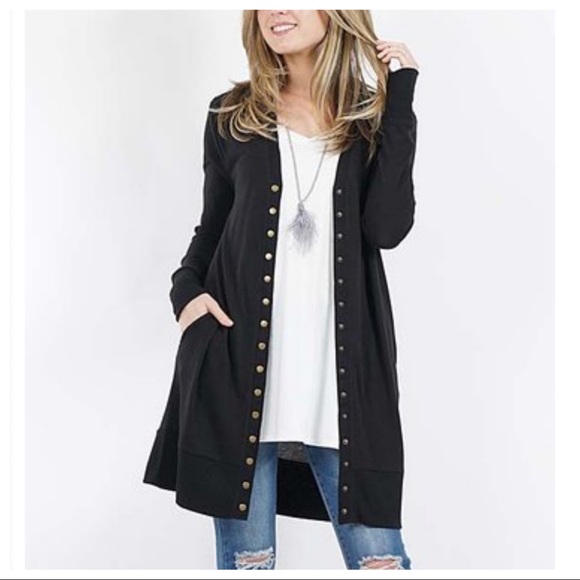✨LAST ONE ✨Black longline snap closure cardigan - Picture 5 of 5